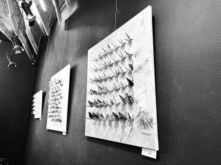 Výstava obrazů @michaela_houf v @cafestalingrad. Jeřáby — moji favorité? Jeden typografický, jeden jako deštivé mračno (do...